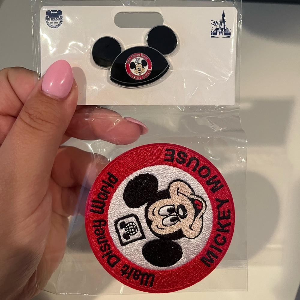 Disney 50th anniversary patch & pin